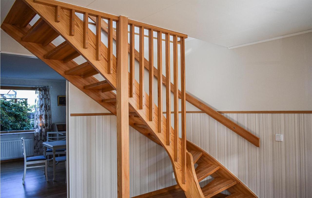 Cozy Home In Karlskrona With Kitchen 外观 照片